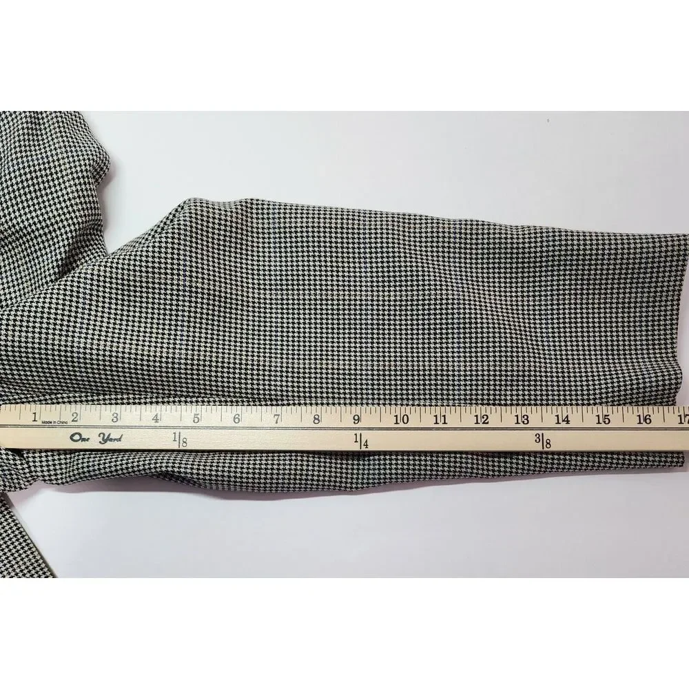 JOS.‎ A. BANK HOUNDSTOOTH SILK/WOOL BLEND BLAZER 44L